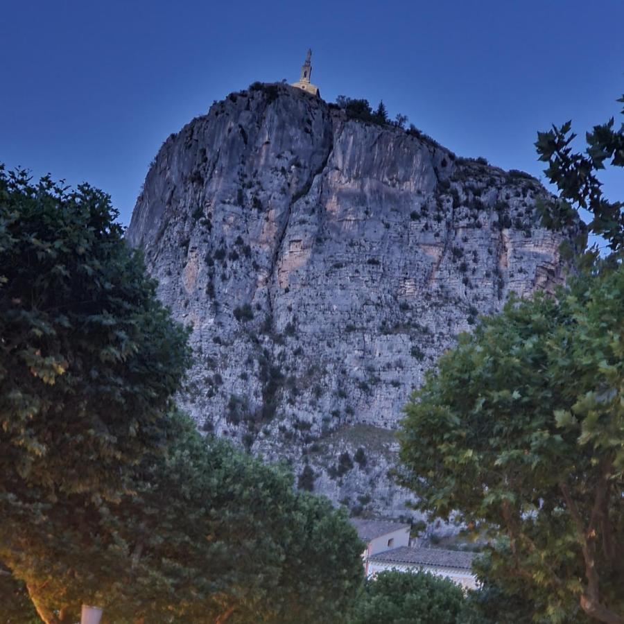 Camping Calme Et Nature Castellane Kültér fotó